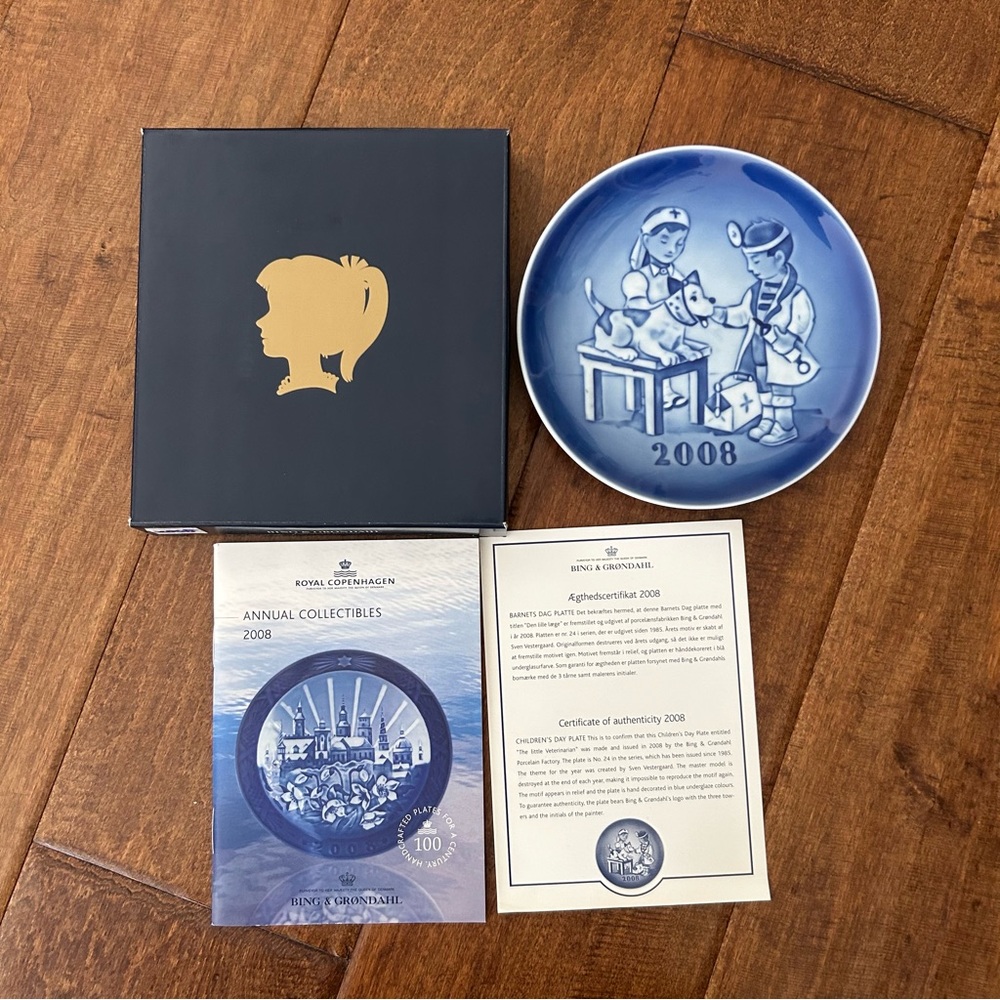 2008 Bing & Grondahl, Children's Day Plate with box and certificate